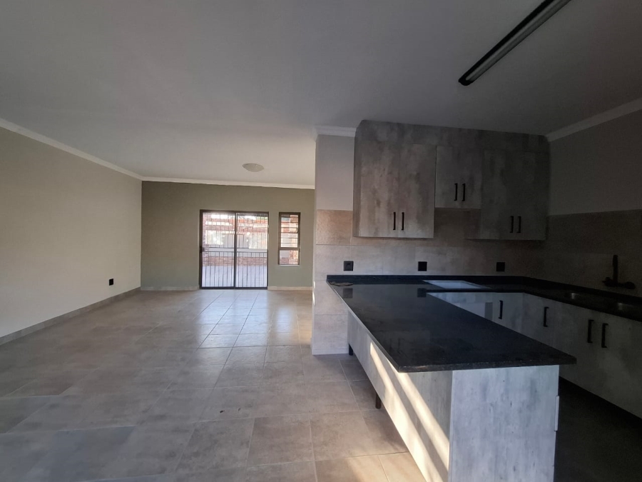3 Bedroom Property for Sale in Waterval East North West